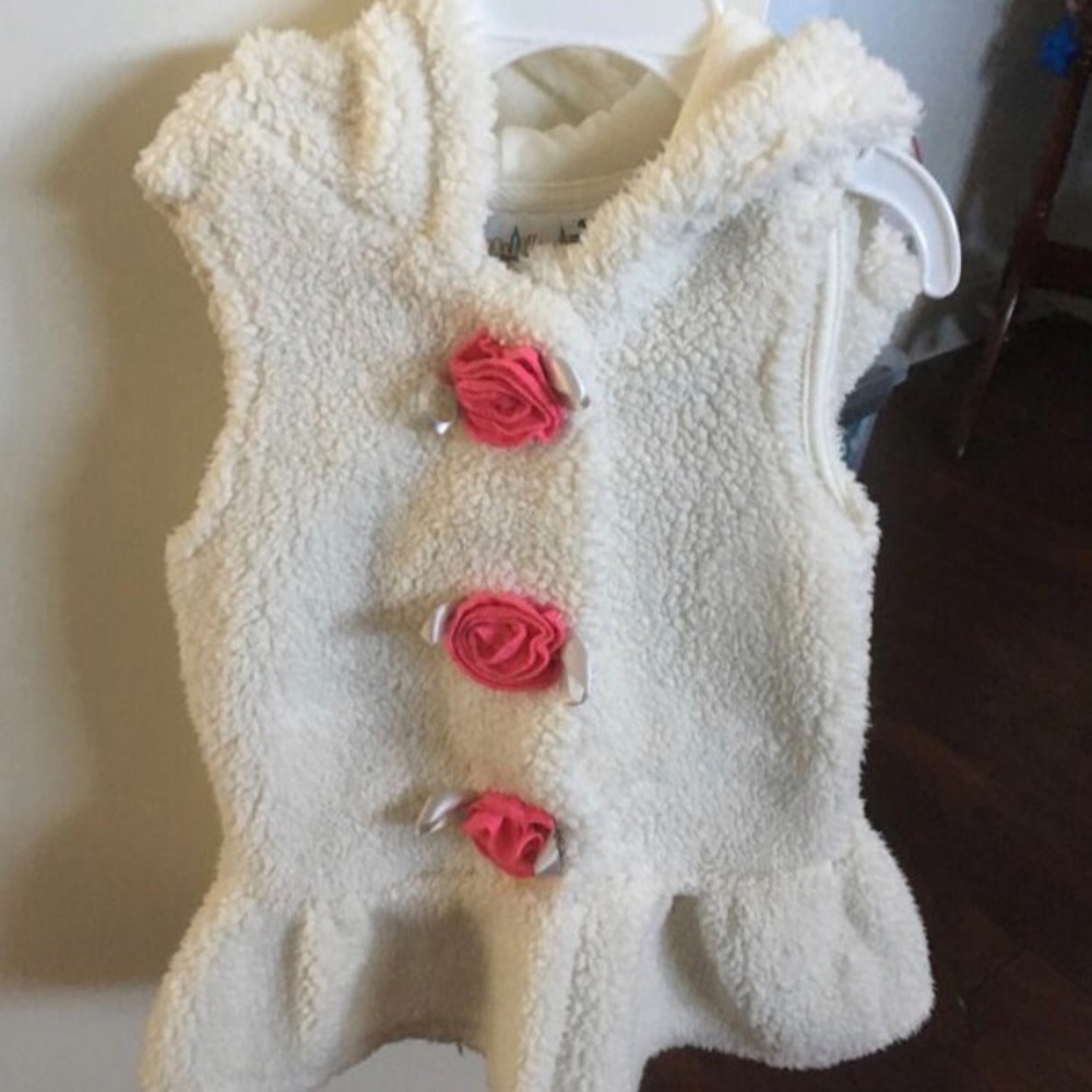 Kids Headquarters vest size 4